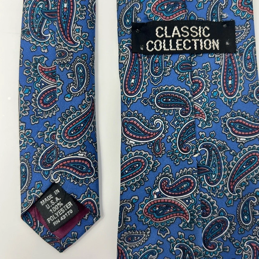 Vintage Classic Collection neck tie, blue paisley,‎ polyester, retro, preppy